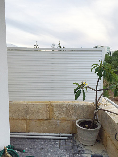 wooden slat privacy screening